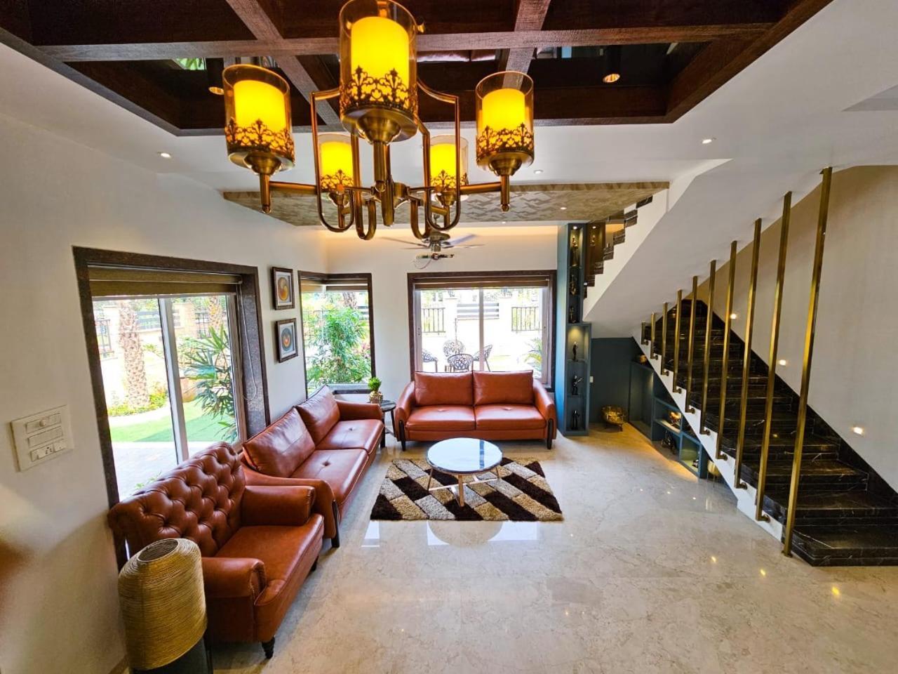 Premium Chalet Lonavala Eksteriør billede