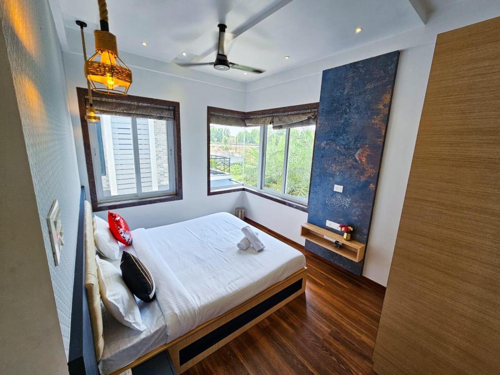 Premium Chalet Lonavala Eksteriør billede